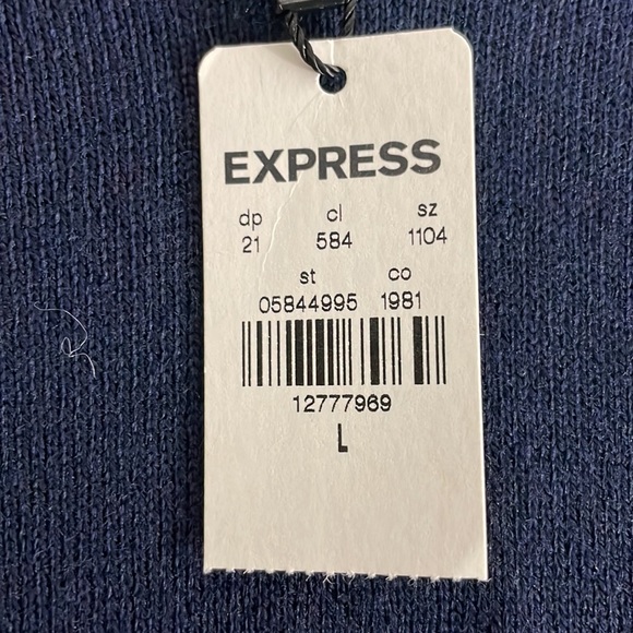 Express Sweater - Picture 3 of 6